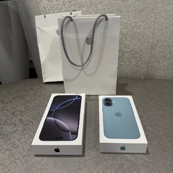 iPhone 16 Empty box only - Picture 7 of 7